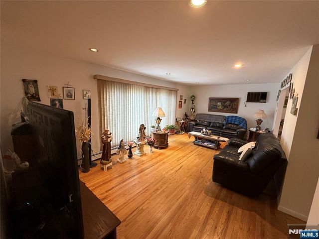 2457 8th Street, Fort Lee, NJ 07024