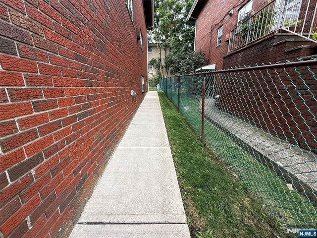 2457 8th Street, Fort Lee, NJ 07024