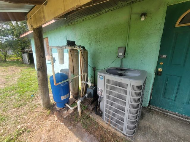 3311 NW 24th Avenue, Okeechobee, FL 34972