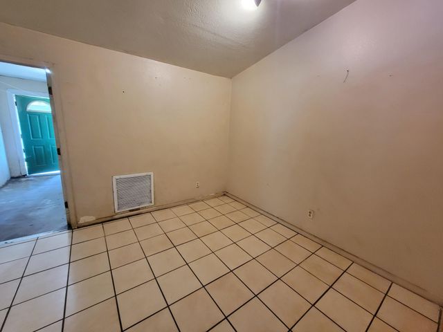 3311 NW 24th Avenue, Okeechobee, FL 34972