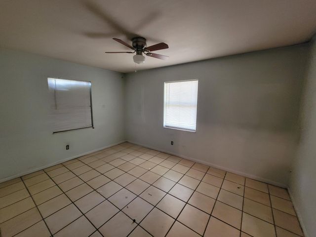 3311 NW 24th Avenue, Okeechobee, FL 34972