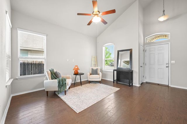 209 Noddy RD, Buda, TX 78610