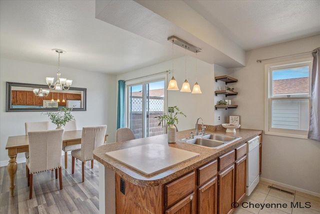 1458 TRENT CT, Cheyenne, WY 82009