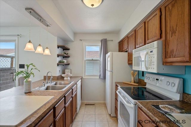 1458 TRENT CT, Cheyenne, WY 82009