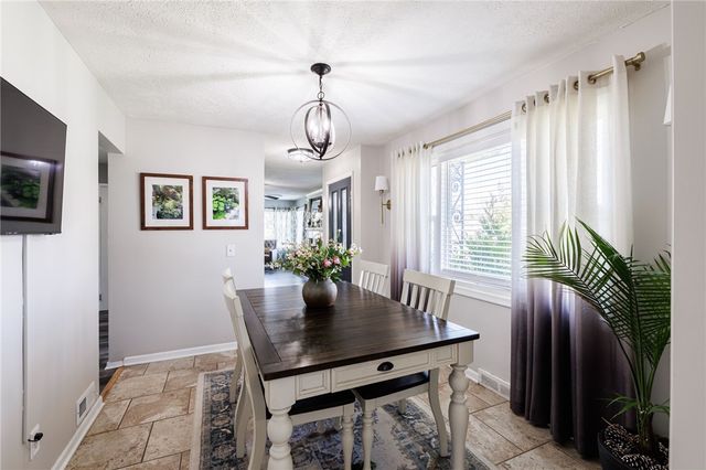 19 Earl Drive, Chili, NY 14624