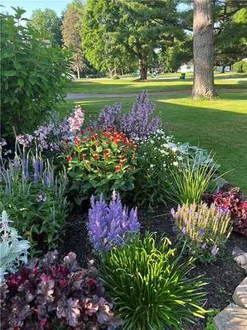 19 Earl Drive, Chili, NY 14624