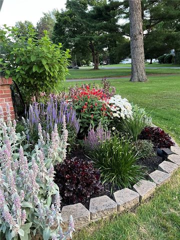 19 Earl Drive, Chili, NY 14624