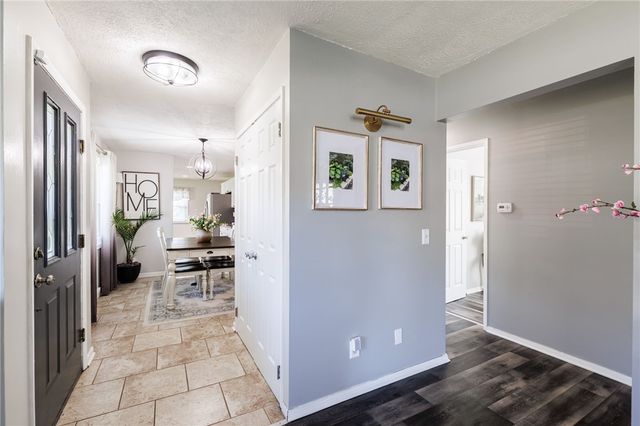 19 Earl Drive, Chili, NY 14624