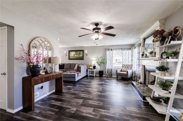 19 Earl Drive, Chili, NY 14624