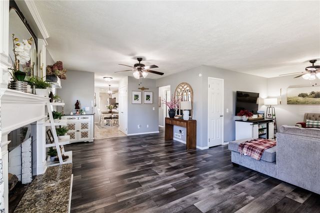 19 Earl Drive, Chili, NY 14624