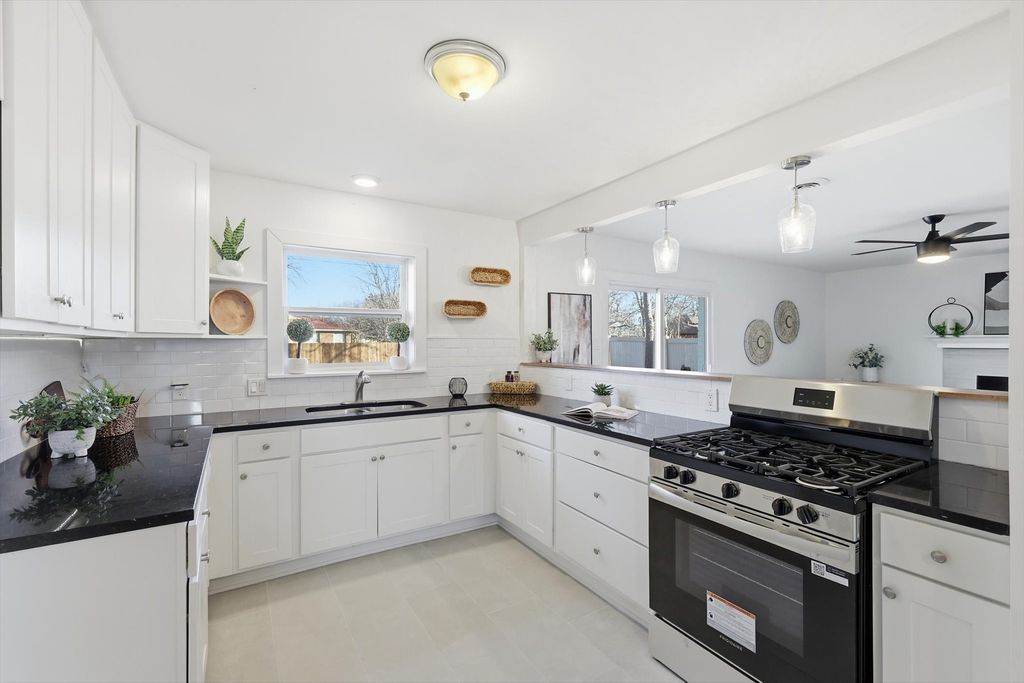 626 Nottingham Drive, Richardson, TX 75080