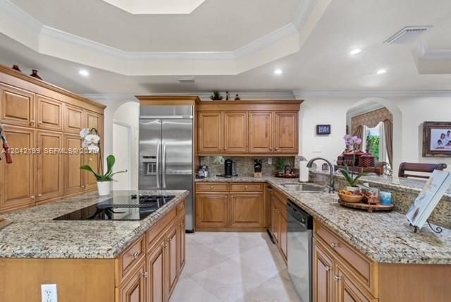 15763 NW 80th Ave, Miami Lakes, FL 33016