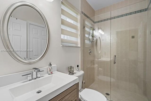 15763 NW 80th Ave, Miami Lakes, FL 33016