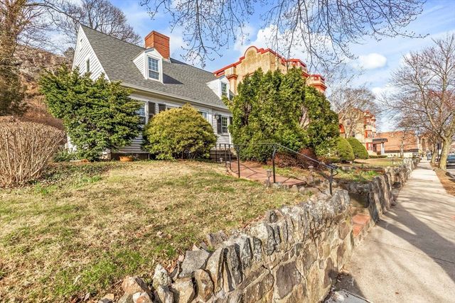 611 Franklin St, Melrose, MA 02176