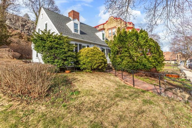 611 Franklin St, Melrose, MA 02176