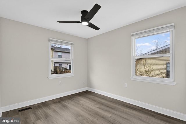 8611 HARRISON CT, Marshall, VA 20115