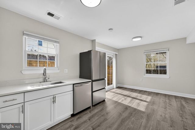 8611 HARRISON CT, Marshall, VA 20115