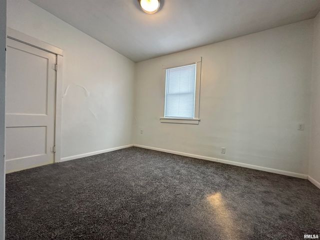 504 CATHERINE Street, Pekin, IL 61554