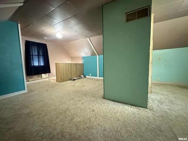 504 CATHERINE Street, Pekin, IL 61554