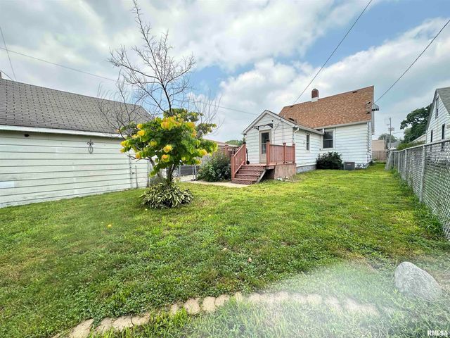 504 CATHERINE Street, Pekin, IL 61554