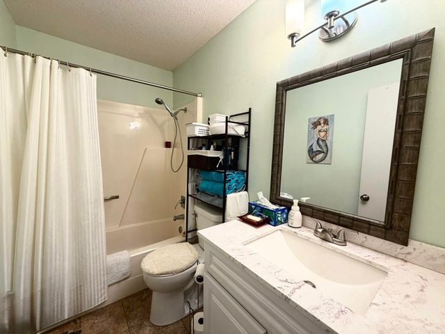 142 Glenwood, Fairfield Bay, AR 72088