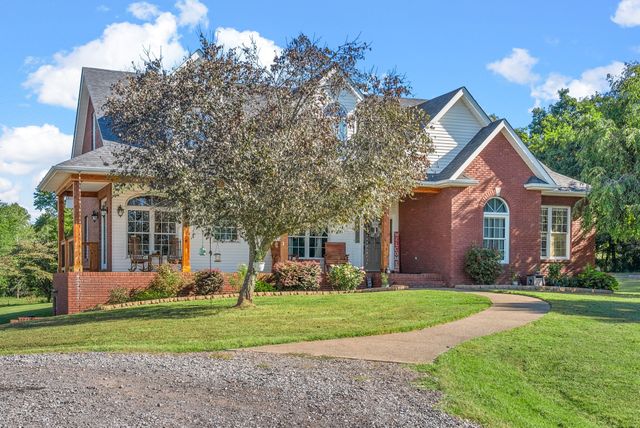 2175 Jim Taylor Rd, Woodlawn, TN 37191