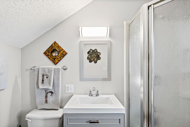 2175 Jim Taylor Rd, Woodlawn, TN 37191