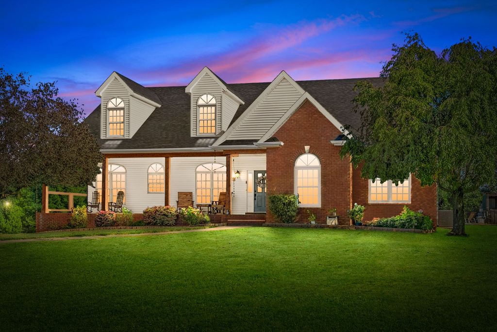 2175 Jim Taylor Rd, Woodlawn, TN 37191