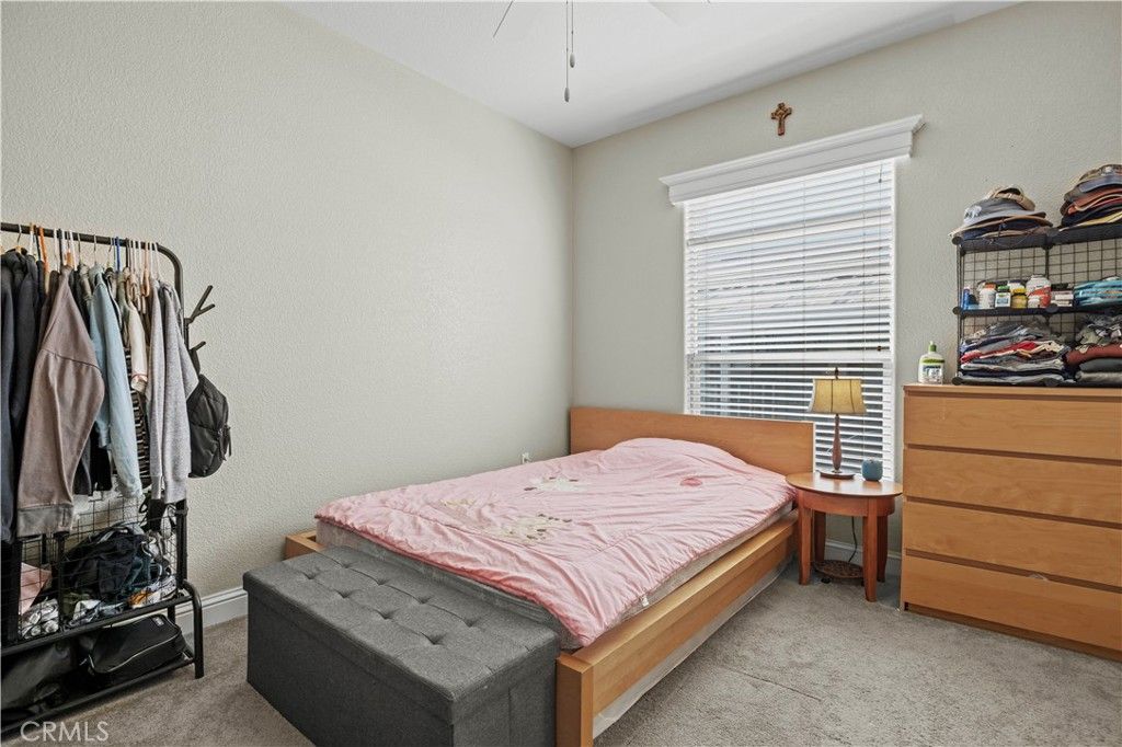Image 25 of property listing at 21 Walnut Via, Anaheim, CA 92801