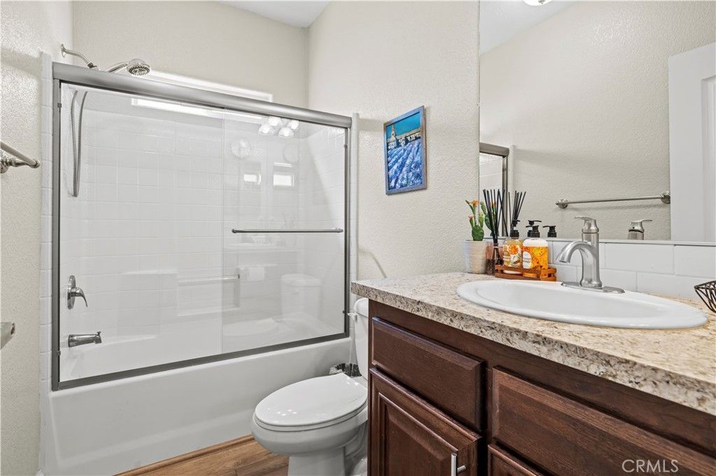 Image 27 of property listing at 21 Walnut Via, Anaheim, CA 92801
