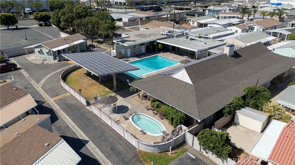 Image 42 of property listing at 21 Walnut Via, Anaheim, CA 92801