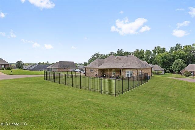 1449 Shetland Drive, Southaven, MS 38671