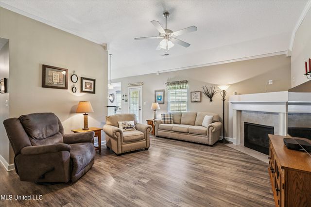 1449 Shetland Drive, Southaven, MS 38671