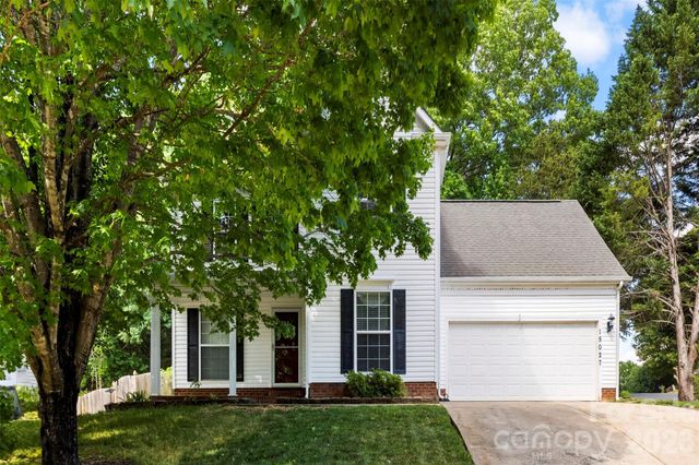 15027 Ashlight Drive, Charlotte, NC 28278