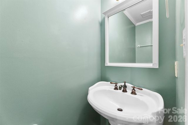 15027 Ashlight Drive, Charlotte, NC 28278