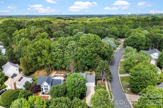 15027 Ashlight Drive, Charlotte, NC 28278