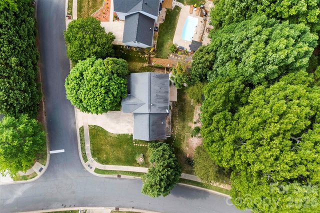 15027 Ashlight Drive, Charlotte, NC 28278