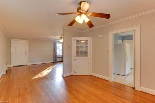 512 Kemp LN, Chesapeake, VA 23325