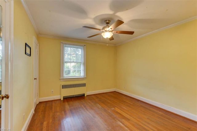 512 Kemp LN, Chesapeake, VA 23325