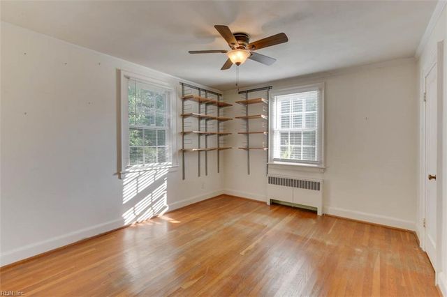 512 Kemp LN, Chesapeake, VA 23325