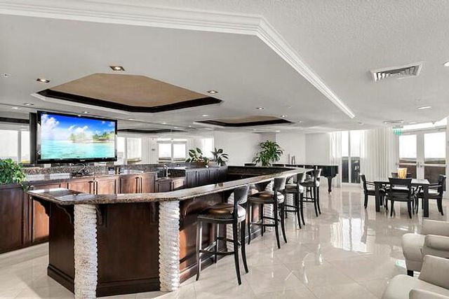 100 N Birch Road, Fort Lauderdale, FL 33304