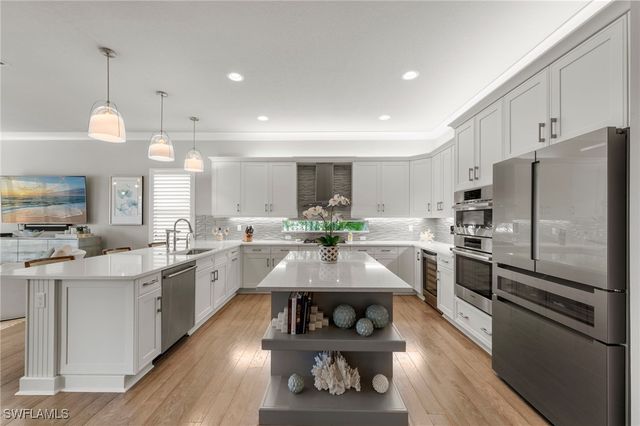 28699 Sicily LOOP, Bonita Springs, FL 34135