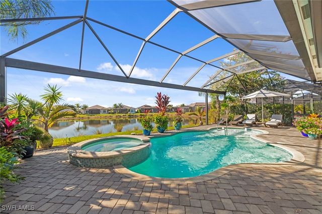28699 Sicily LOOP, Bonita Springs, FL 34135
