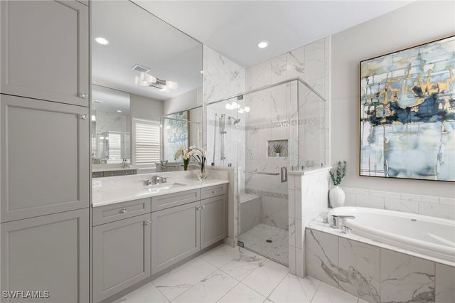 28699 Sicily LOOP, Bonita Springs, FL 34135