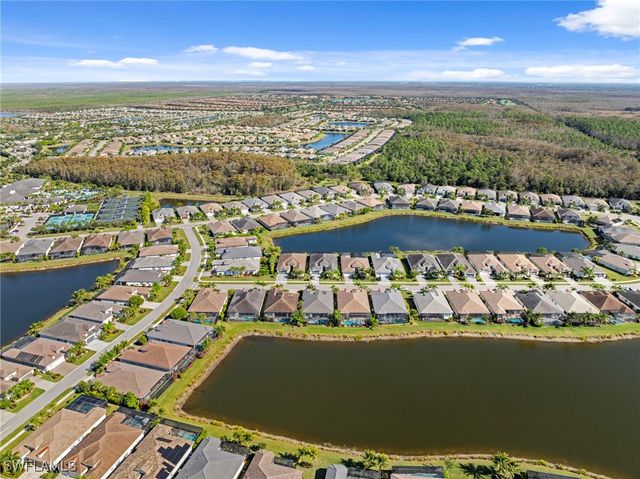 28699 Sicily LOOP, Bonita Springs, FL 34135