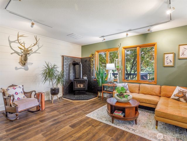 15620 143rd Avenue SE, Yelm, WA 98597