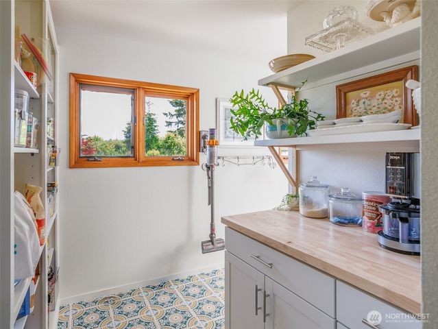 15620 143rd Avenue SE, Yelm, WA 98597
