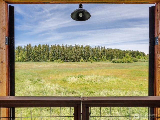 15620 143rd Avenue SE, Yelm, WA 98597