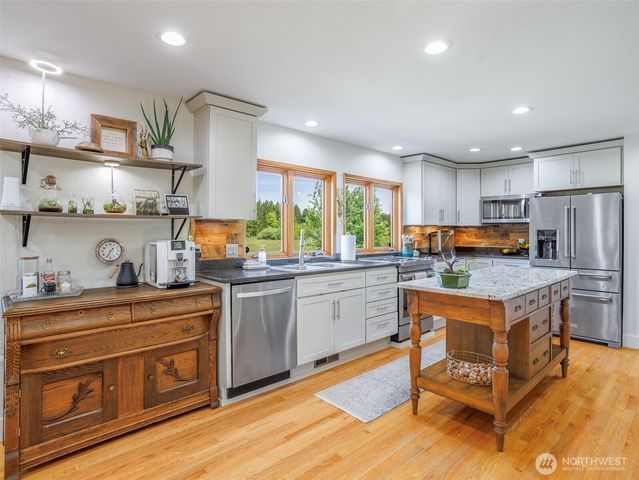 15620 143rd Avenue SE, Yelm, WA 98597