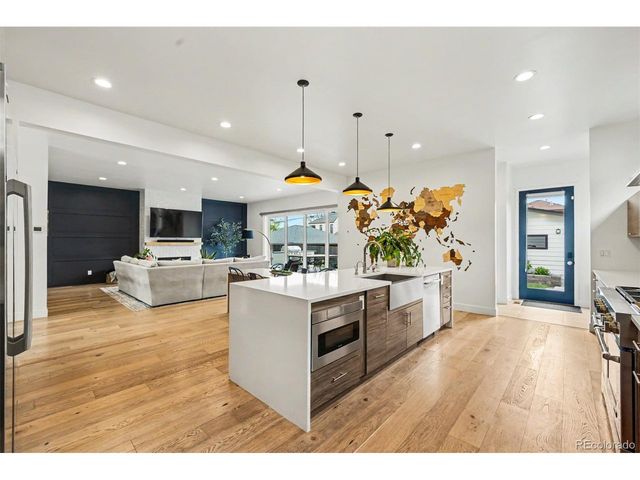 1275 S Steele St, Denver, CO 80210